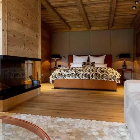 8bdr Beautiful Chalet In Kitzbuehel- If You Want To Book, Please Contact On Wh-ats-app - 0034-605-434-371 !!!! *
