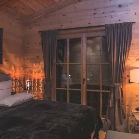 8bdr Beautiful Chalet In Kitzbuehel- If You Want To Book, Please Contact On Wh-ats-app - 0034-605-434-371 !!!! 빌라 *